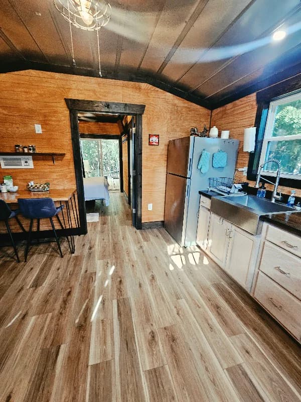The Country Cabin - Photo 3